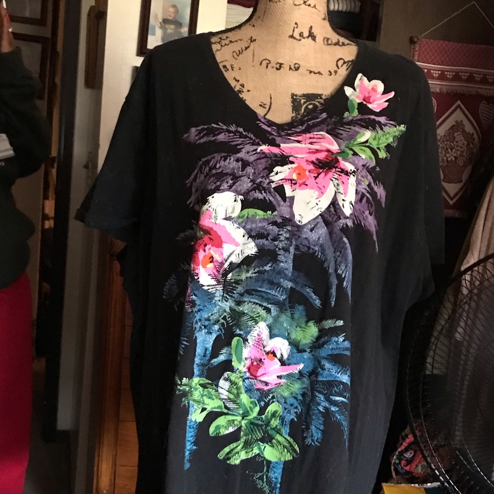 Size 3X t shirt.